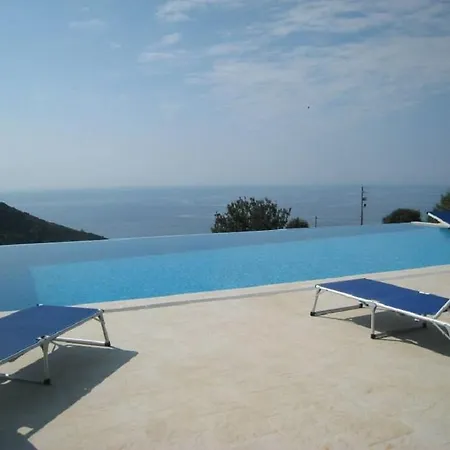 Villa Villa “Saint James” - Pool & Panoramic View Camporosso (Liguria)